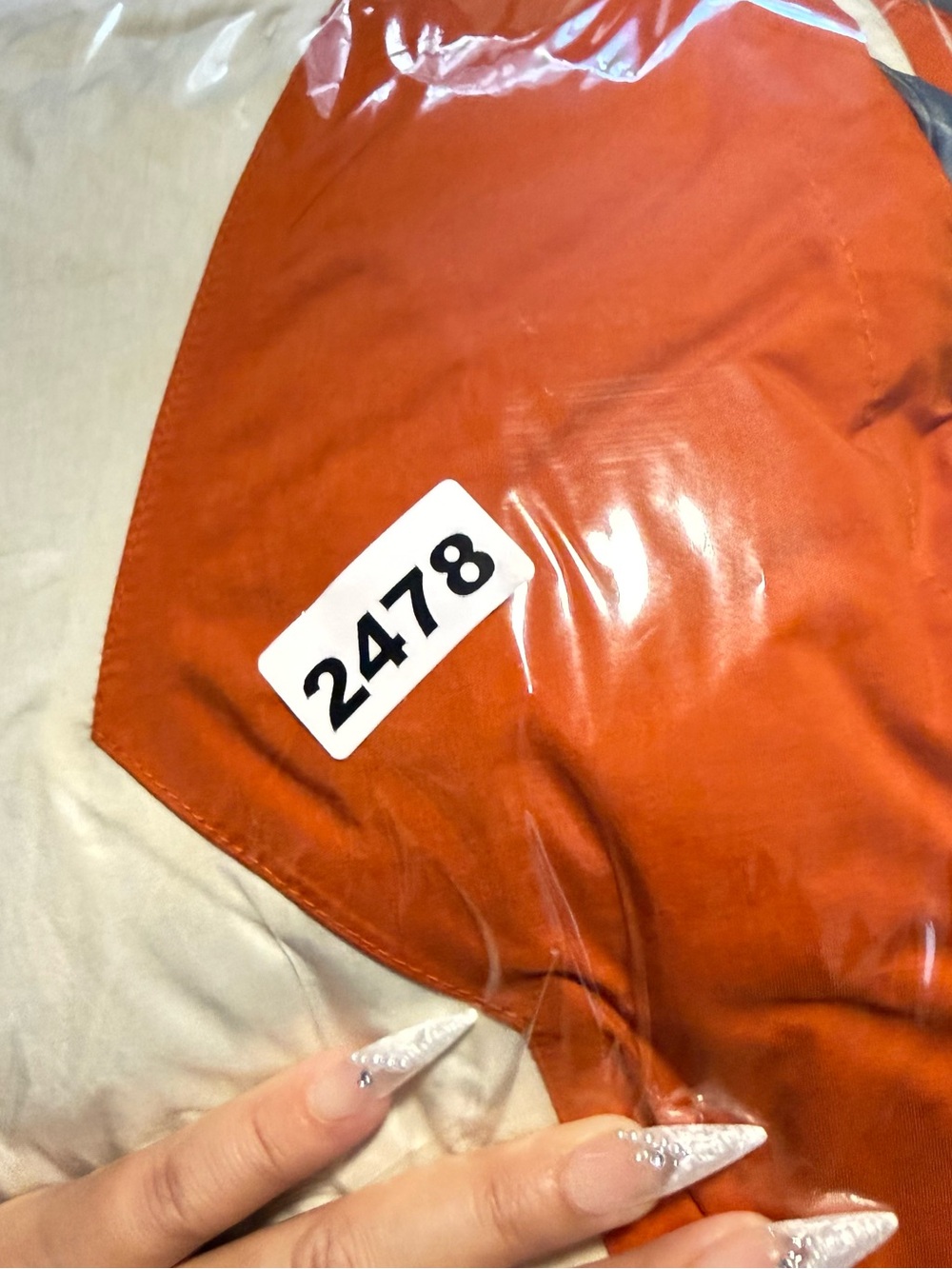 This is a The North Face Hyvent 3-in-1 insulated snow jacket in a white, orange - Picture 16 of 16